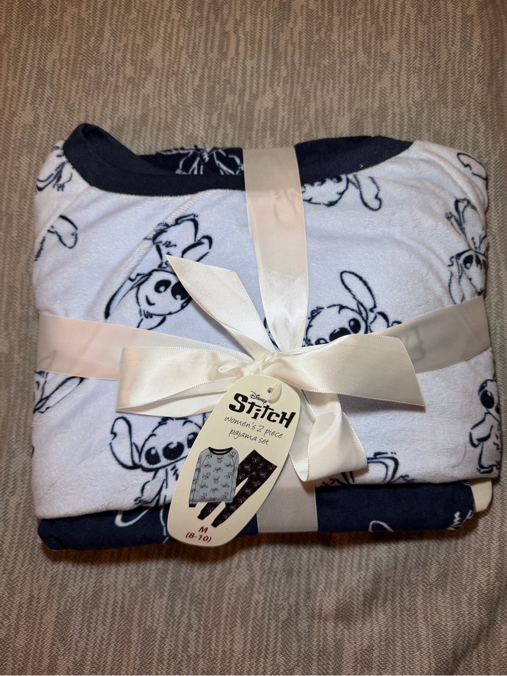 Disney Stitch women’s  2-Piece Pajama Set - White & Navy